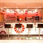 Ibis Barcelona Santa Coloma Hotel 2*