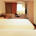 Ibis Barcelona Santa Coloma Hotel Santa Coloma de Gramenet