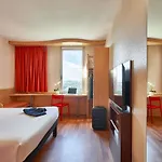 Ibis Barcelona Santa Coloma 2* Santa Coloma de Gramenet