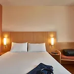 Ibis Barcelona Santa Coloma Hotel