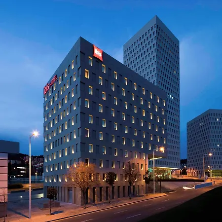 巴塞罗那圣科洛马宜必思酒店 2* Santa Coloma de Gramanet