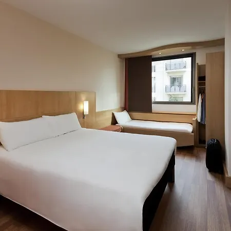 巴塞罗那圣科洛马宜必思酒店 2* Santa Coloma de Gramanet