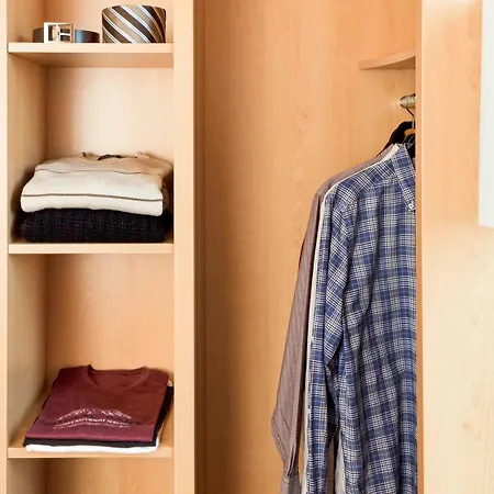 Ibis Barcelona Santa Coloma 2*