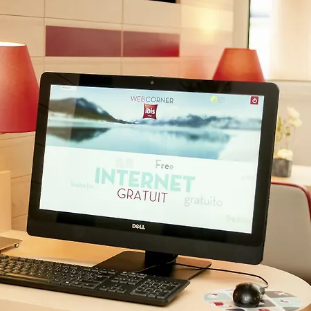 Hotel Ibis Barcelona Santa Coloma 2*